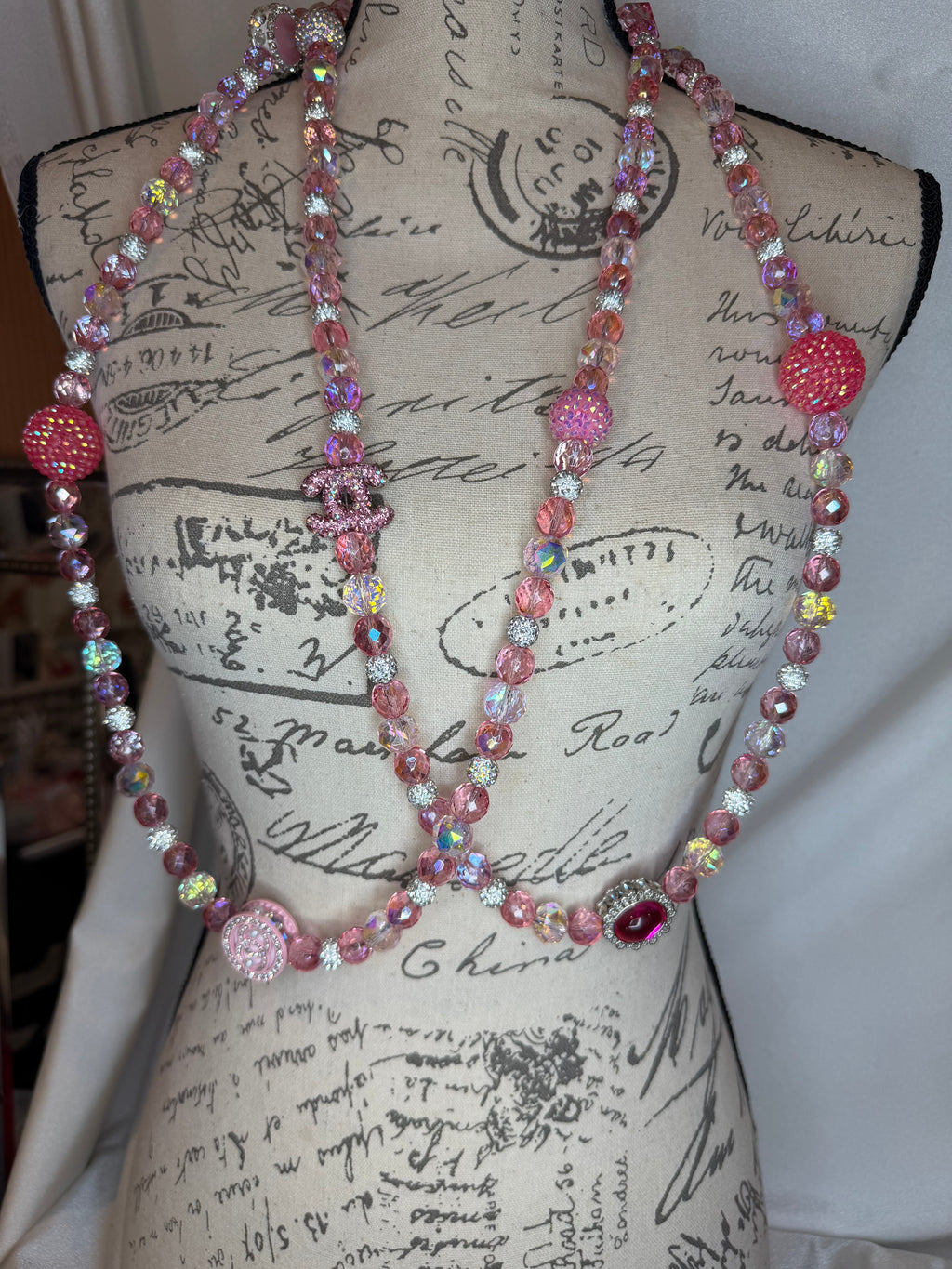Rosé en Lumière — The Crystal Reverie Necklace